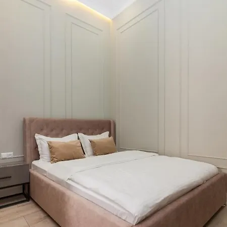 Royal Vip Prospekt Shevchenka 3 Апартаменты Львов