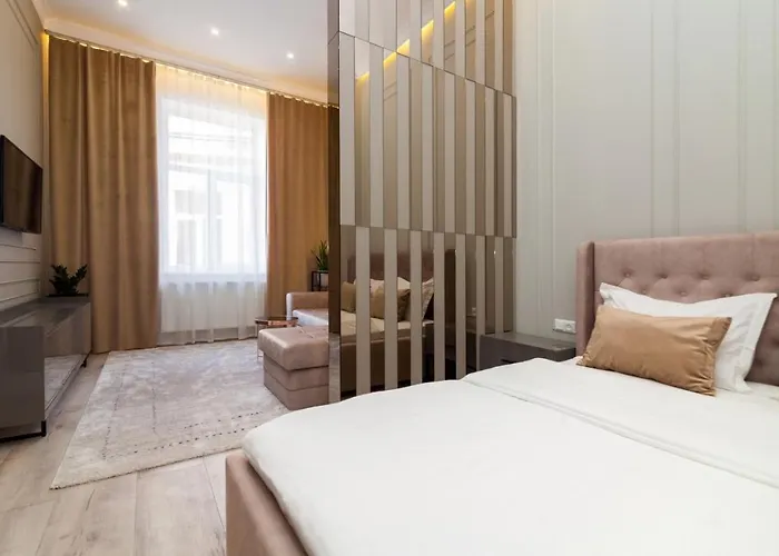 Royal Vip Prospekt Shevchenka 3