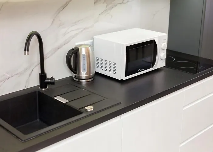 Royal Vip Prospekt Shevchenka 3